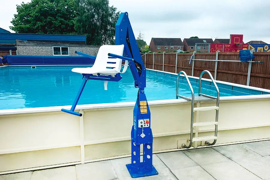 Fixed Pool Lift F100
